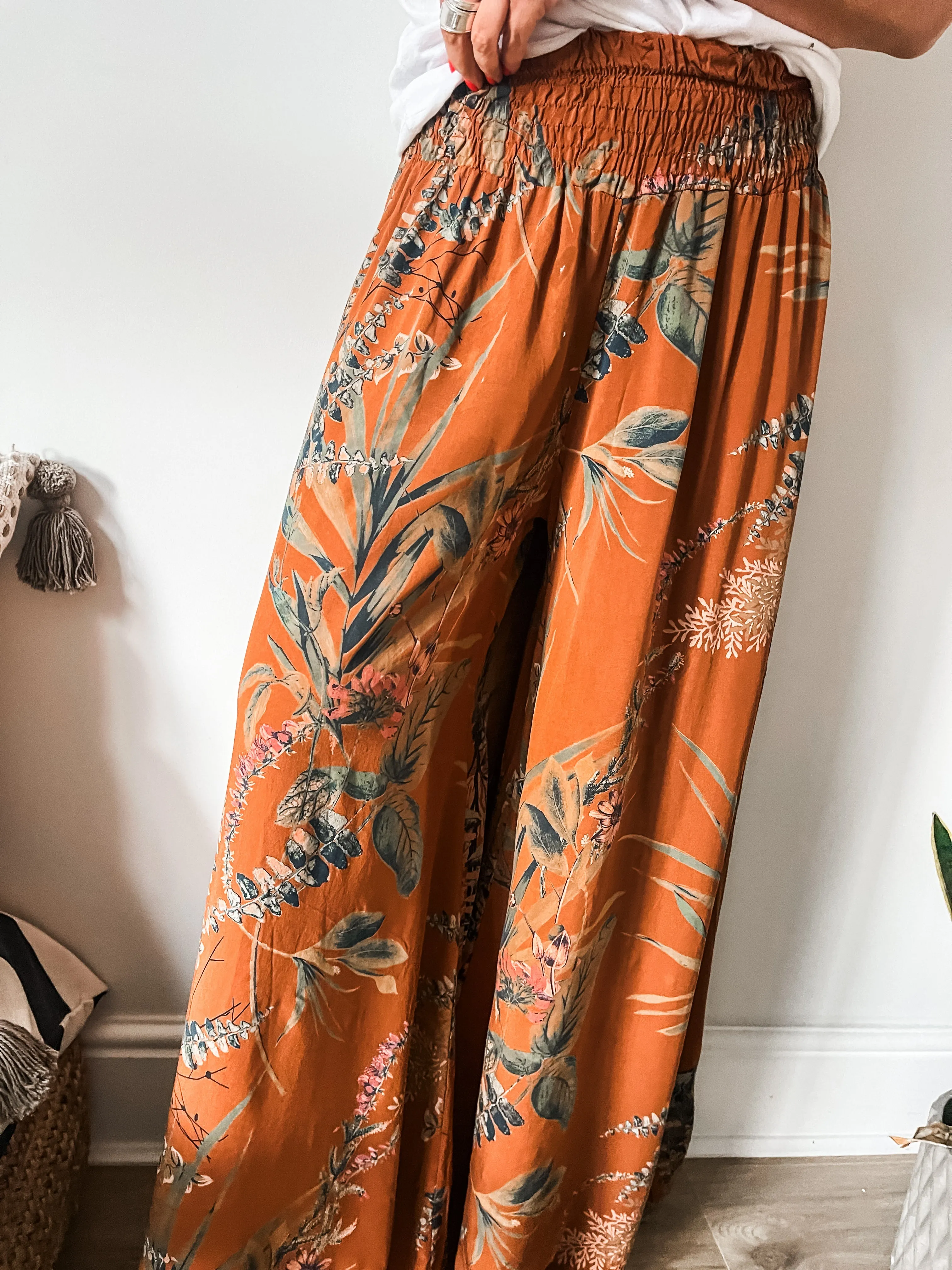 Botanical Floral Print Palazzo Pants