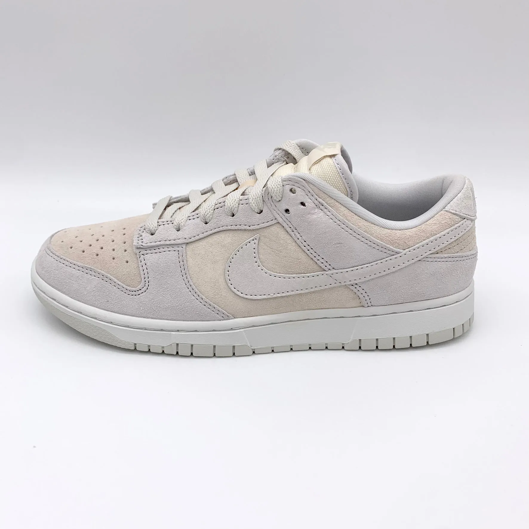 Dunk Low Premium Grey