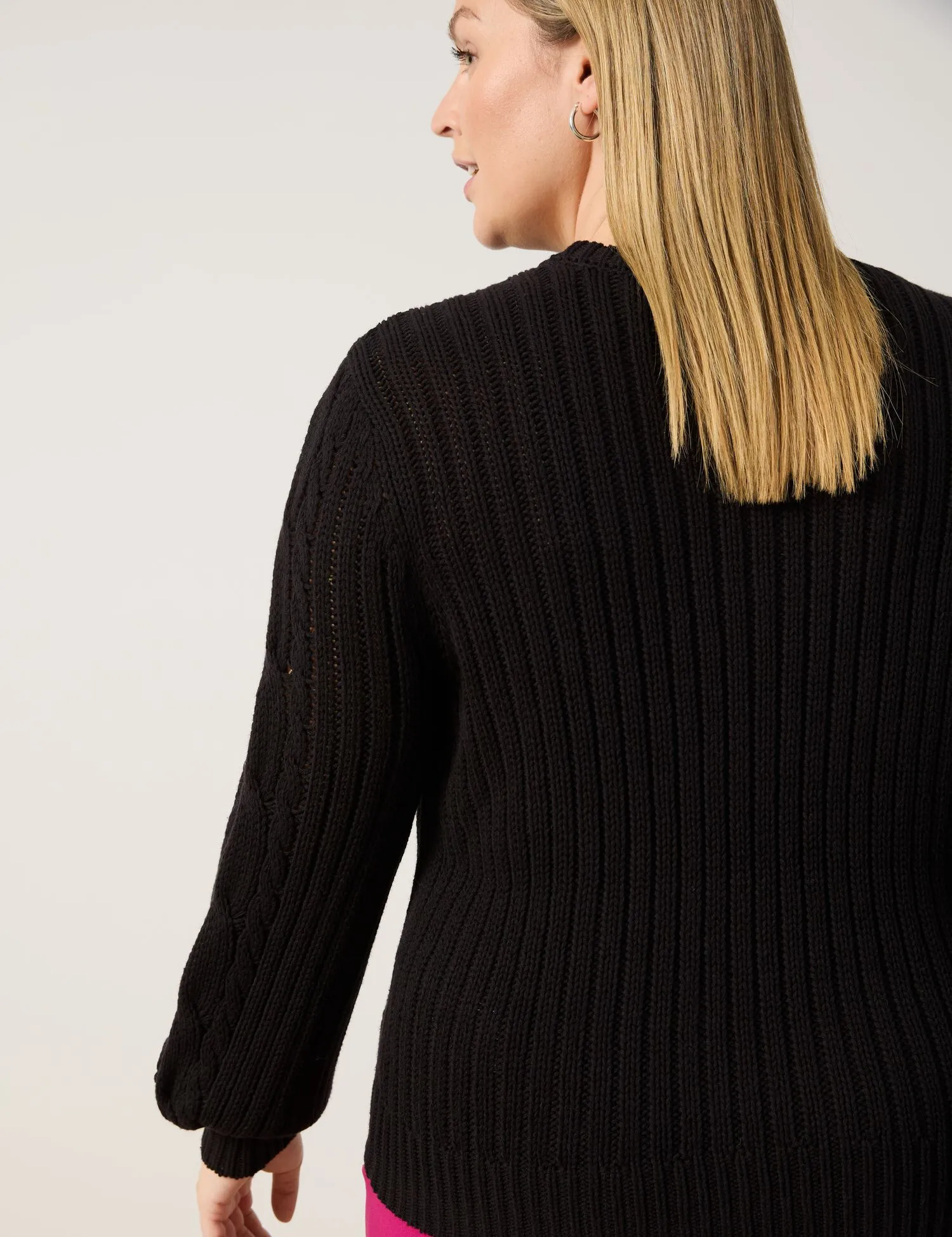 Jumper with long sleeves