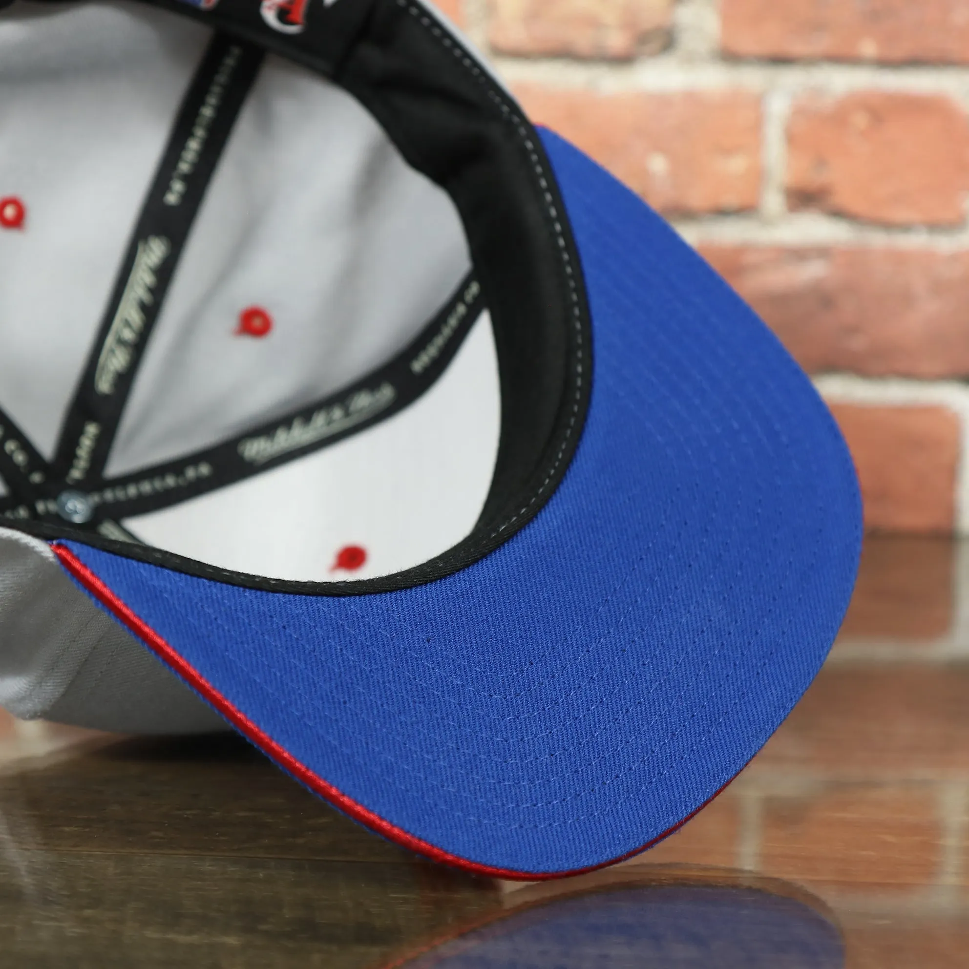 Los Angeles Clippers Vintage Logo Adjustable Snapback with Blue Under visor | Grey OSFM