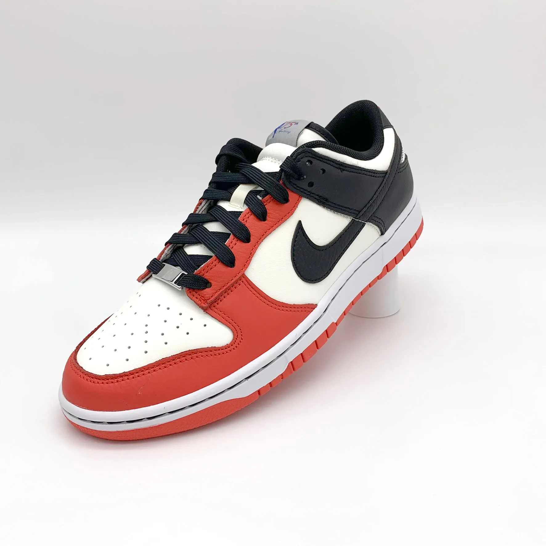 Nike Dunk Low EMB NBA 75th Anniversary Chicago