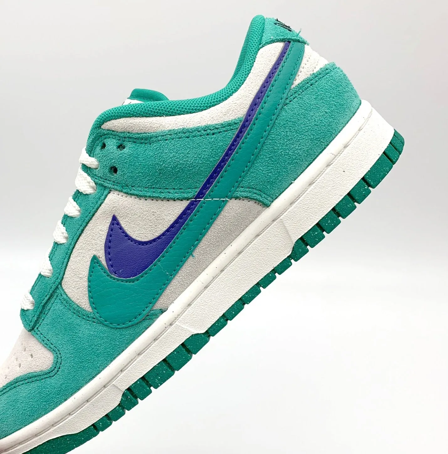 Nike Dunk Low SE 85 Neptune Green